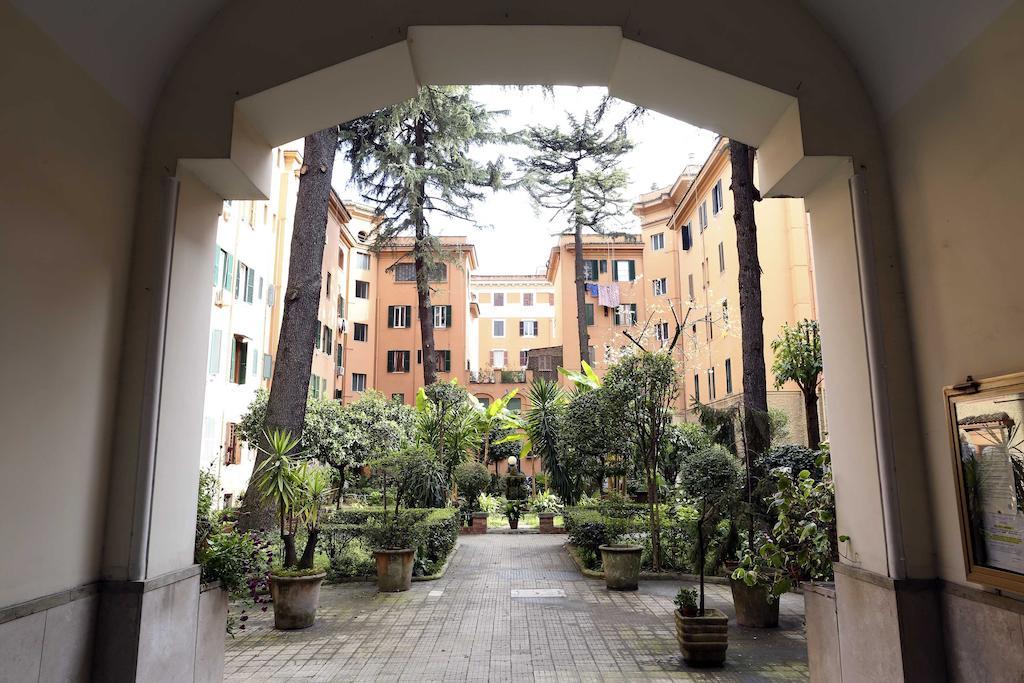 Caracciolo Guest House Roma Dış mekan fotoğraf