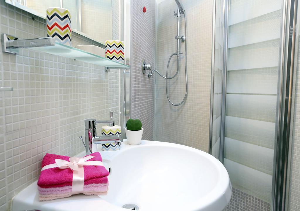 Caracciolo Guest House Roma Oda fotoğraf